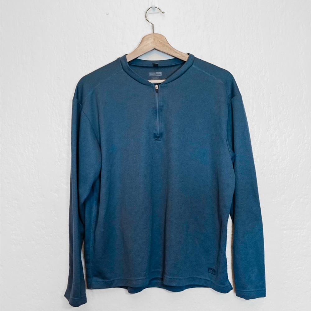 REI Men's Blue Long Sleeve Cycling Jersey Tee Shirt with Back Pocket